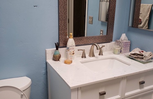 Avondale House | Cozy 2-bedroom townhome with AC and WiFi in central Tucson