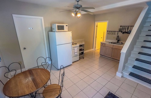 Wabasha Cabin | Cozy 2 story cabin with 1 bedroom on the bluffs above Wabasha