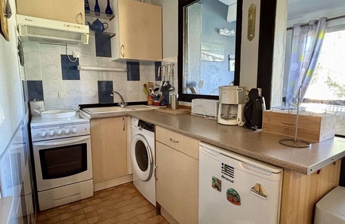 Argeles Plage Apartment | Cozy 2BR Apartment with Pool, Tennis, and Parking - 500m to Beach, Pet Friendly!