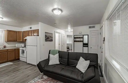 Rexburg Apartment | Cozy 2br downtown rental, within 3 blocks of BYU-I