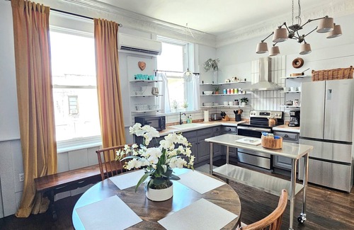 Charleston Apartment | Cozy 2BR Loft in Downtown Charleston, IL