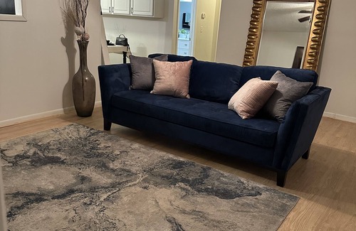 Ruskin House | Cozy 3/2 King Bed with room for RV/Boat storage. Pet Friendly