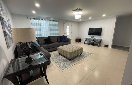New Port Richey House | Cozy 3-bed home with Pool