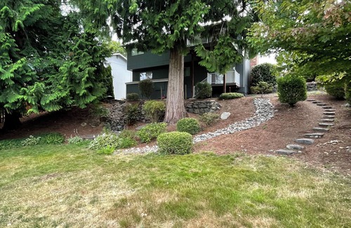 Covington House | Cozy 3-bedroom 2.5 bath house in Kent near hospital and shopping centers