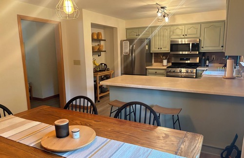 Green Bay House | Cozy 3-bedroom home just minutes from Lambeau!