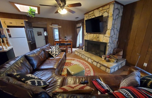 Ruidoso House | Cozy 3 bedroom house with fireplace in beautiful Ruidoso