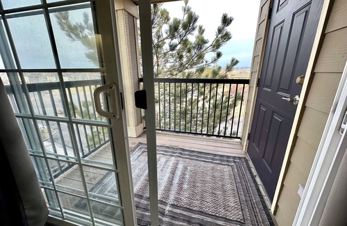 Stonegate Condo | Cozy 3bd/3ba with pool and gym in charming Parker. MONTH-TO- MONTH RENTALS
