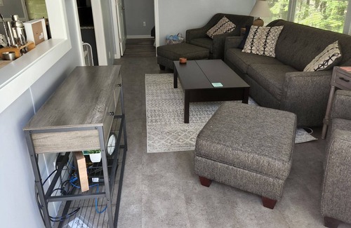 South Casco House | Cozy 3Bdrm Cottage At Point Sebago