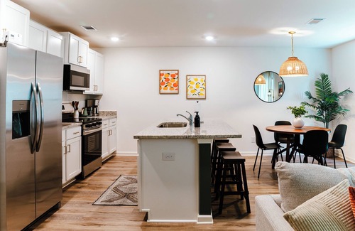 Tuscaloosa House | Cozy 3BR Getaway- Mins to UA, King Bed