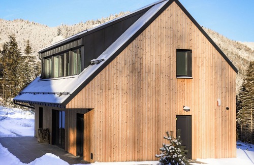 Demanovska Dolina Ski Chalet | Cozy 4-bedroom chalet in charming Demanovska Dolina