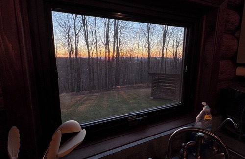 Coudersport Cabin | Cozy 4-bedroom cabin in Coudersport with View, Games, Fire Pit & Screen Porch
