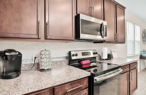 Biscayne House | COZY 4 BEDROOM RANCH NEAR JAX