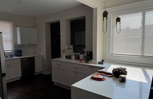 Redford House | Cozy 4Br 2Bath home near Downtown Detroit