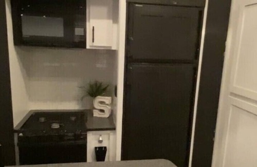 Scobey House | Cozy 40ft 5th wheel
