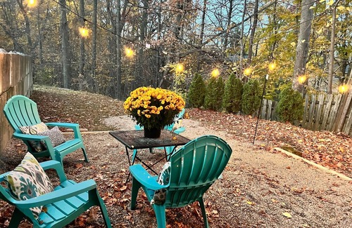 Berea House | Cozy 4BR & 2 Bath-CLE, BW, IX Center-walkout basement - firepit - dog friendly!