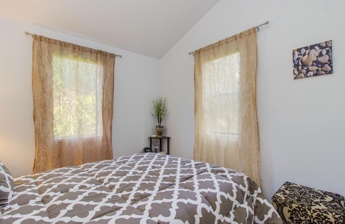 Rockaway Beach Cabin | Cozy A-Frame Cabin with Large Deck, 5-Minute Walk to Beach - Dogs Welcome