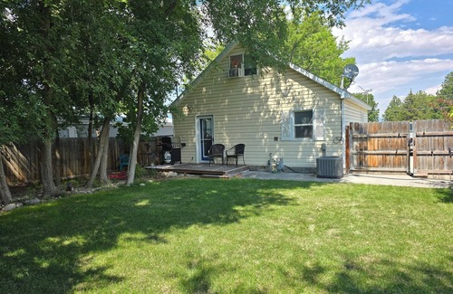 Manti House | Cozy and clean, with a homey feel!