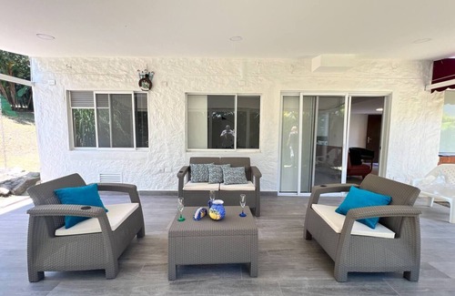 Piedecuesta House | Cozy and Moderna Cabaña Ruitoque Golfnn