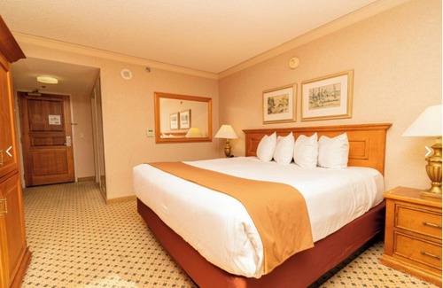 Downtown Reno Hotel | Cozy and convenient weekly stays!