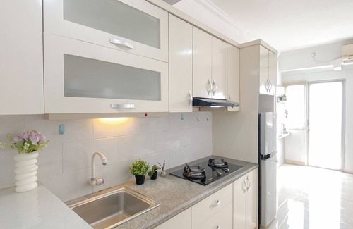 Depok Apartment | Cozy And Good Studio Room At Park View Condominium Apartment