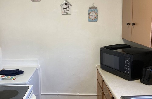 Las Cruces House | Cozy and Modern Home w/King Bed and more!
