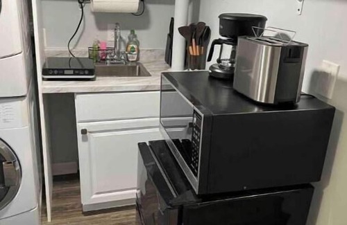 Washington Apartment | Cozy And Peaceful Suite Extended Stays Welcome 31+