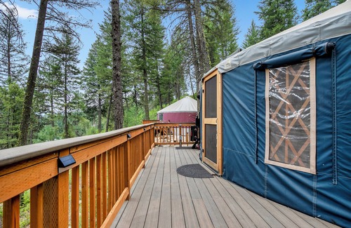 Boise Cabin | Cozy and POSH-est Yurt in gorgeous Boise National Forest