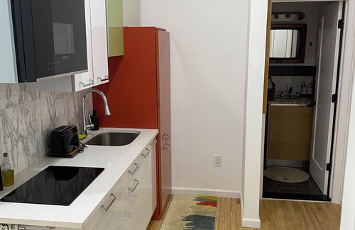 West End - West Side Apartment | Cozy and spacious apartment to call home