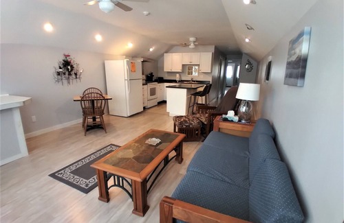 East Wakefield Apartment | Cozy and Spacious Lake Region Apt