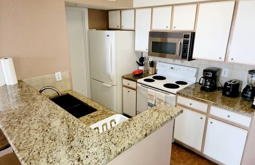 Historic Downtown Kissimmee Apartment | Cozy apartment (2/1) near to Disney