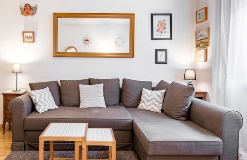 Palos de la Frontera Apartment | Cozy apartment for 4 PAX in Delicias-Madrid