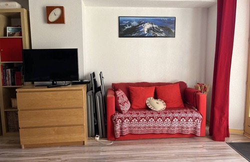 Villard-de-Lans Apartment | Cozy Apartment with Balcony, Near Village Center, Sleeps 6