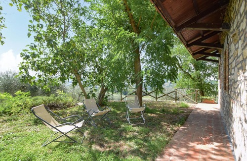 Todi Apartment | Cozy apartment in Todi with sauna