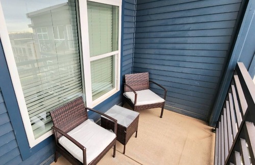 Optimist Park Apartment | Cozy apartment located near boutiques, bars, restaurants, & major sport stadiums