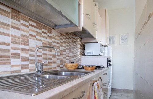 Lido Adriano Apartment | Cozy apartment of about 55 sqm, able to accommodate up to 6 people, located on the third floor of a building with a lift.The property is located in Lido Adriano, a seaside resort on the Adriatic coast and a few kilometers from Ravenna, in a well-served r