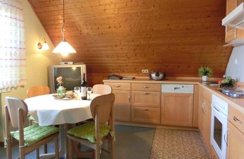 Nisterau Apartment | Cozy Apartment with Private Garden in Nisterau, cleaning included