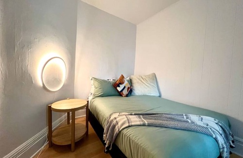 Saint-Jean-Baptiste Apartment | Cozy appartment in Saint-Jean-Baptiste