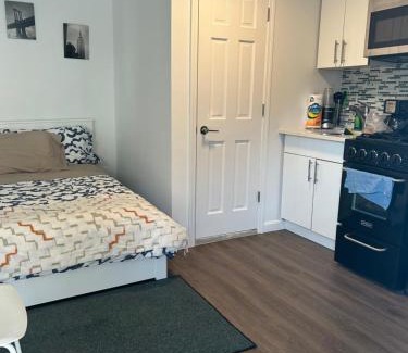 Queens Apartment | Cozy apt 30mins from Times square!