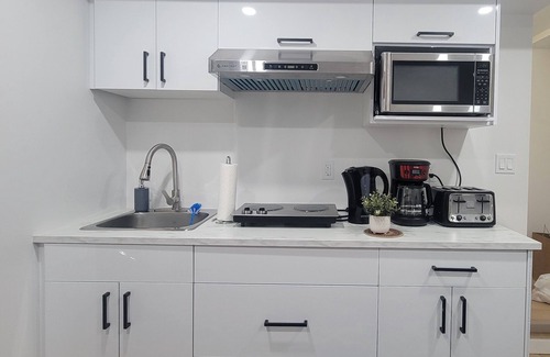 Winnipeg House | Cozy Basement Suite in Winnipeg