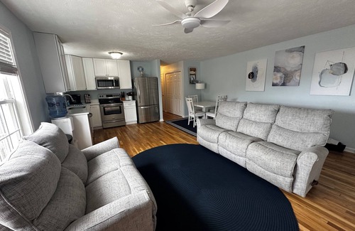 Wilmington Beach Condo | Cozy beachfront property with amenities, completely renovated recently!