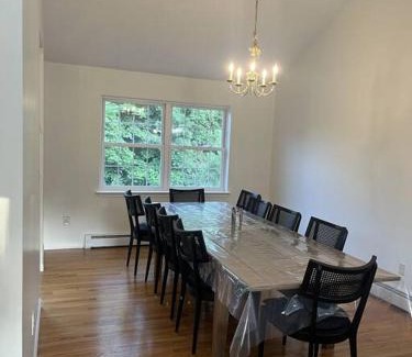 Monroe House | Cozy Beautiful Pondside Luxurious Retreat