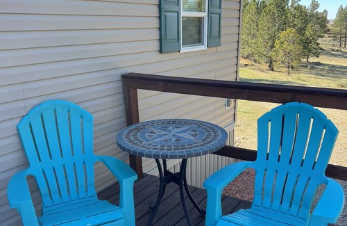 Petroleum County House | Cozy Breaks ‘BUNKHOUSE’