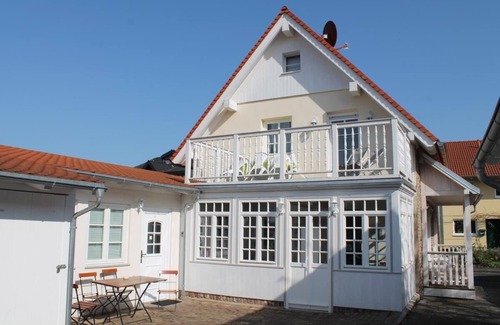Dersdorf House | Cozy brick house with garden near Cologne Bonn Phantasialand Christmas market