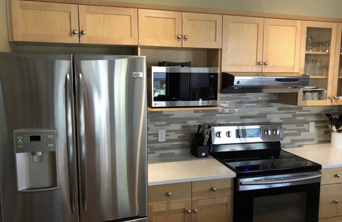 Canmore Condo | Cozy.Bright.Central - Canmore Downtown