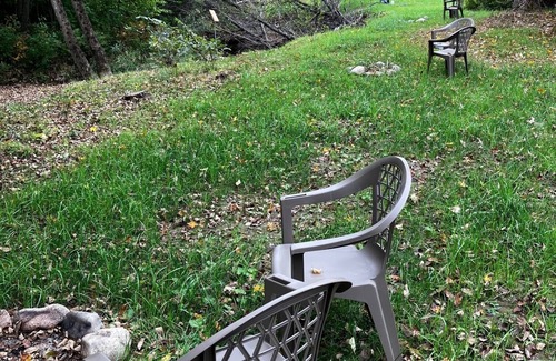 Bartlett RV Rental | Cozy brookside campsite 1