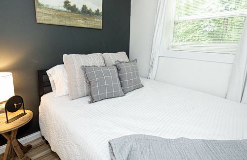 Burnside Cabin | Cozy Burnside Cottage Near Lake Cumberland