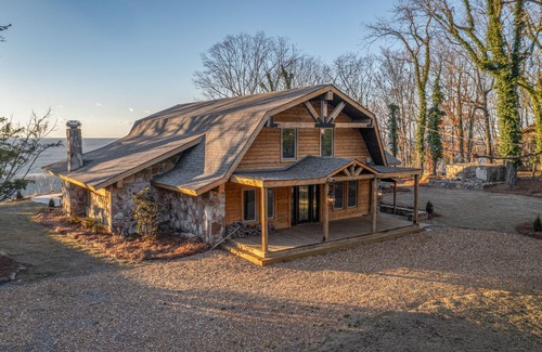 Mentone Cabin | Cozy Cabin in Mentone - Incredible Views - Swimming Pool - Hot Tub