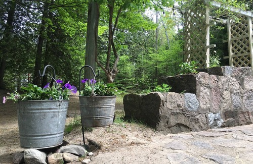 Saugeen Shores Cabin | Cozy cabin just steps to the beach!