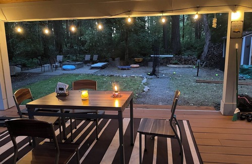 Anderson Island House | Cozy cabin-like 3-bedroom house with WiFi on Anderson Island