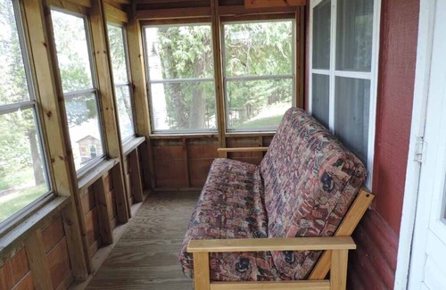 Puposky Cabin | Cozy Cabin on a spectacular fishing lake in the MN northwoods.